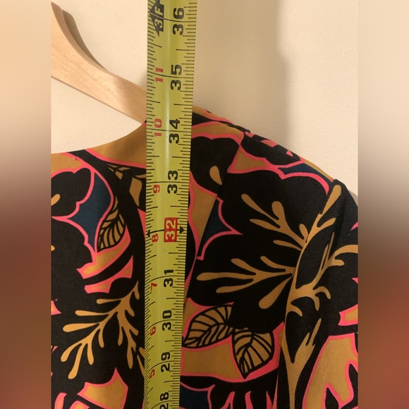 Super flattering top shop mini dress. - Picture 8 of 8